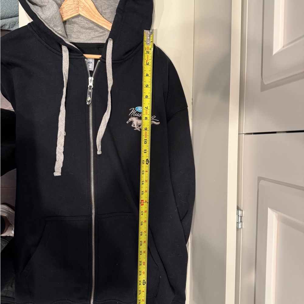 Ford Mustang Black Hoodie Jacket - Picture 8 of 9